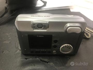 MACCHINA FOTOGRAFICA DIGITALE