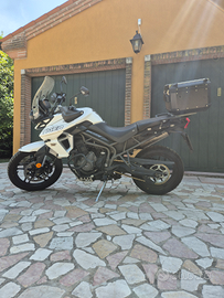 Triumph tiger 800 xrx