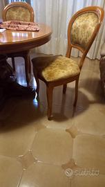 Tavolo tondo e 4 sedie stile classico