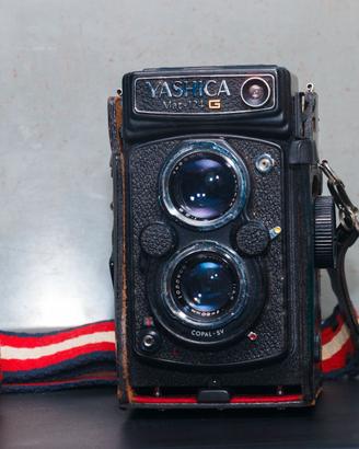 Yashica 224 G