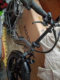 Bici elettrica pedalata assistita nuova 