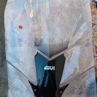 Parabrezza GIVI D1188ST per Honda X-ADV 2021-2026