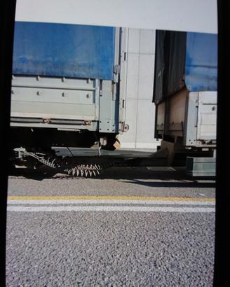 Camion renault motrice piu biga