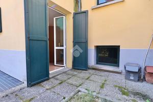 2 LOCALI A REGGIO NELL'EMILIA