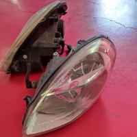 Fari ant. dx e sx lancia y anno 2007