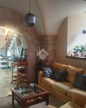 CASA SEMINDIPENDENTE A VEROLI