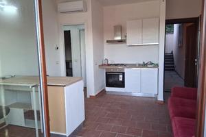 Trilocale con piscina a castell arquato