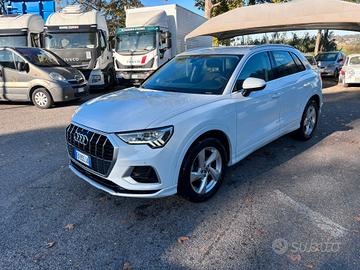 Audi Q3 2.0 TDI 150 CV S tronic