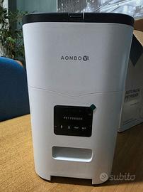 Distributore automatico per crocchette