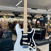 FENDER STRATOCASTER PLAYER MN PWT