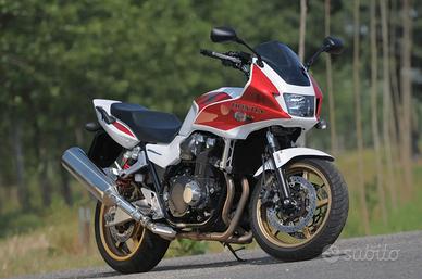Honda CB 1300 S (solo semicarenata) dal 2011 -
