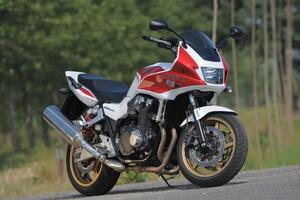 Honda CB 1300 S (solo semicarenata) dal 2011 -