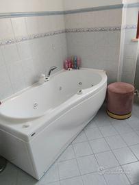vasca idromassaggio 
