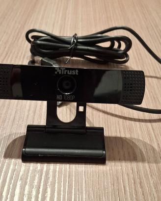 Webcam Full HD con microfono integrato Trust