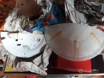 Applique Sforzin a parete a mezzaluna decorata