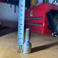 Bulloni ruota  M12 x 1.25 citroen peugeot