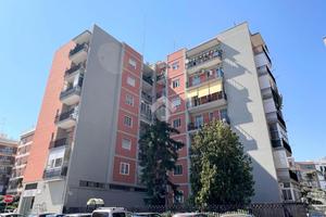 4 LOCALI A BARI