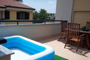 Appartamento in parco con terrazzo box posto auto