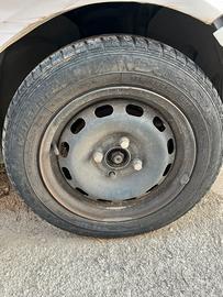 4  Ruote da 15 estive ford fiesta