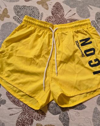 pantaloncini o costume