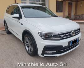 VW Tiguan Allspace R-Line 190 Cv 4motion 7 posti