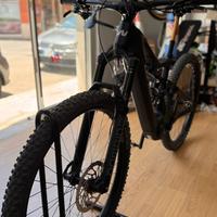 E bike Whistle B -rush bosch 750w mtb full carbon