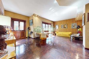 Appartamento quadrilocale con cantina.