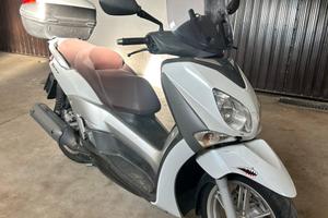Yamaha X-city 250