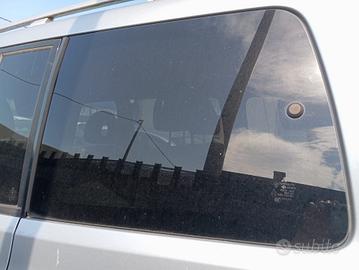 Vetro fisso posteriore sx MITSUBISHI PAJERO GLS an