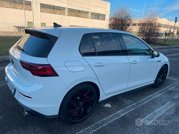 Volkswagen Golf GTI 2.0 TSI