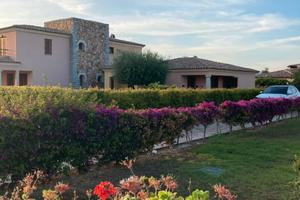 San Teodoro, al centro del paese