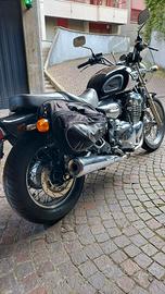 Triumph Adventurer - 1999