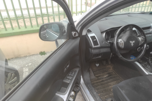 Mitsubishi Outlander 4WD km 320.000
