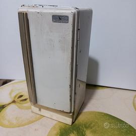 Frigo giocattolo vintage