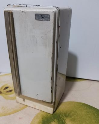 Frigo giocattolo vintage