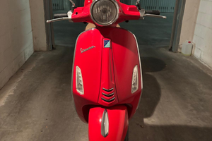 Vespa primavera 125