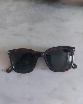 occhiali persol misura piccola