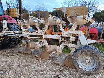 Aratro trivomere Ermo