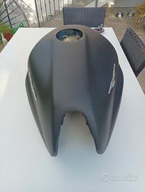 serbatoio moto Guzzi v11