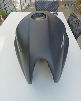serbatoio moto Guzzi v11