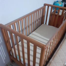 LETTINO IN LEGNO COMPLETO DI MATERASSO