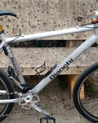 MTB ibrida 26"(bianchi) 