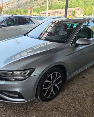 Volkswagen Passat Variant 2.0 TDI SCR EVO DSG Exec