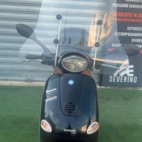 Piaggio vespa et 4 150 d'epoca