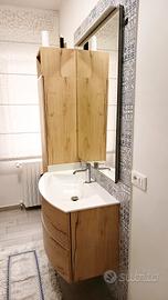 Mobile bagno sospeso con colonna