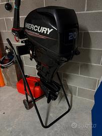 Gommone con motore FB 4 T quasi nuovo