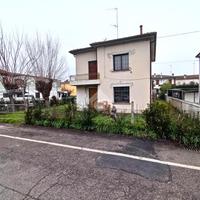 CASA INDIPENDENTE A MASSA LOMBARDA
