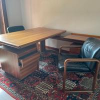 STUDIO… libreria con scrivania