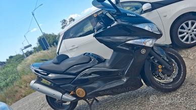 YAMAHA T MAX 500