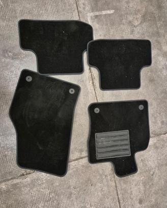 Volkswagen T-roc tappetini